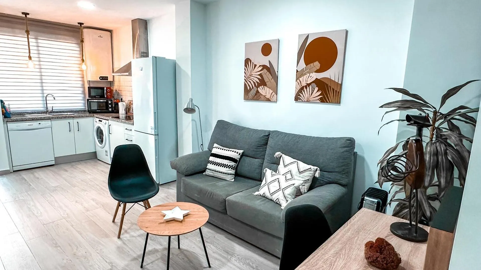 A&M Apartamento En Nervion Севилья Испания